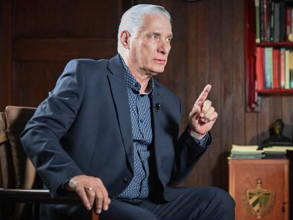 Entrevista concedida por el Presidente Díaz-Canel al periodista Roberto Cavada