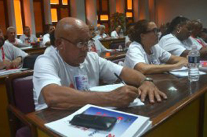 Delegados villaclareños participan en XXII Congreso proletario