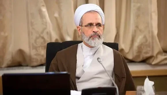 El ayatolá Ali Rerza Arafi será el líder supremo interino tras la muerte de Jamenei