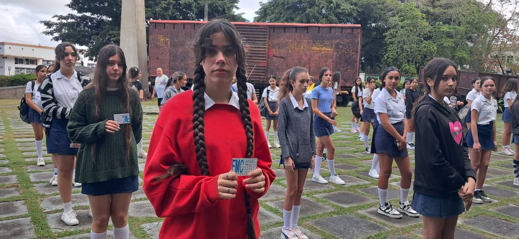 Ingresan muchachas villaclareñas a la Federación de Mujeres Cubanas 