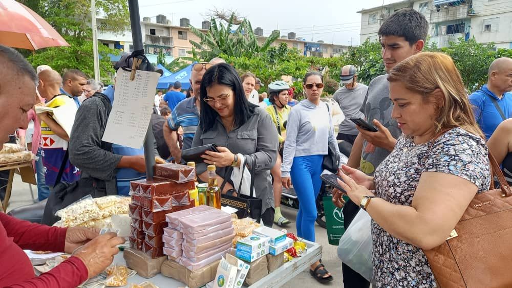 649069444_1387765033364052_3591121522634259596_n Constatan funcionamiento de feria agropecuaria en Santa Clara