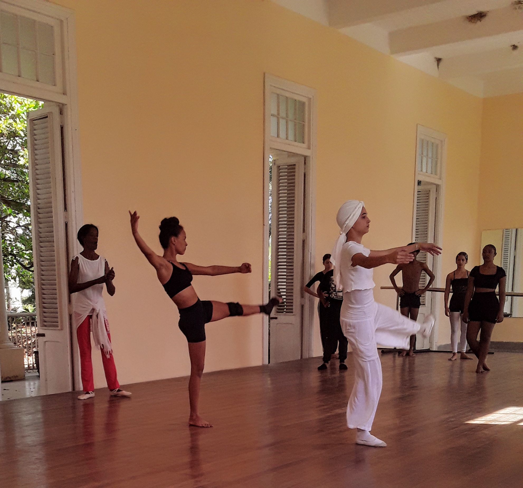 Compañía " Oche'": por lo más genuino del folklor villaclareño