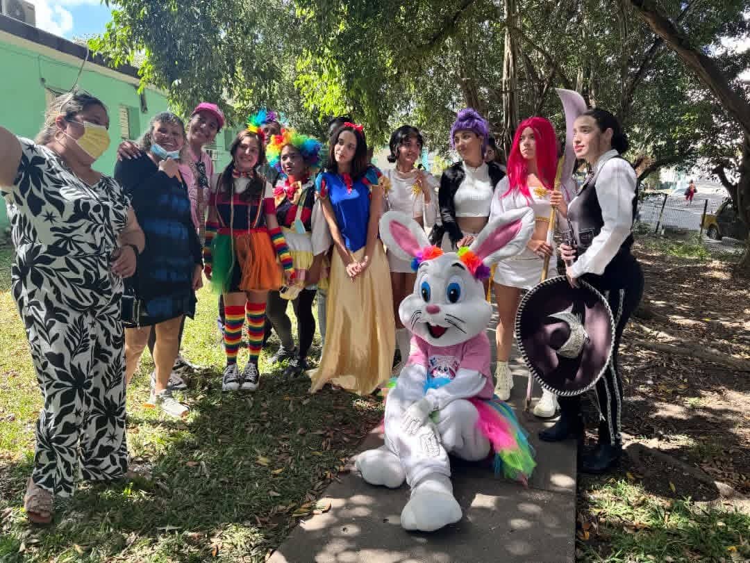 Donativo al Pediátrico villaclareño del Proyecto "Mundo de Sorpresas": la bondad alivia tensiones