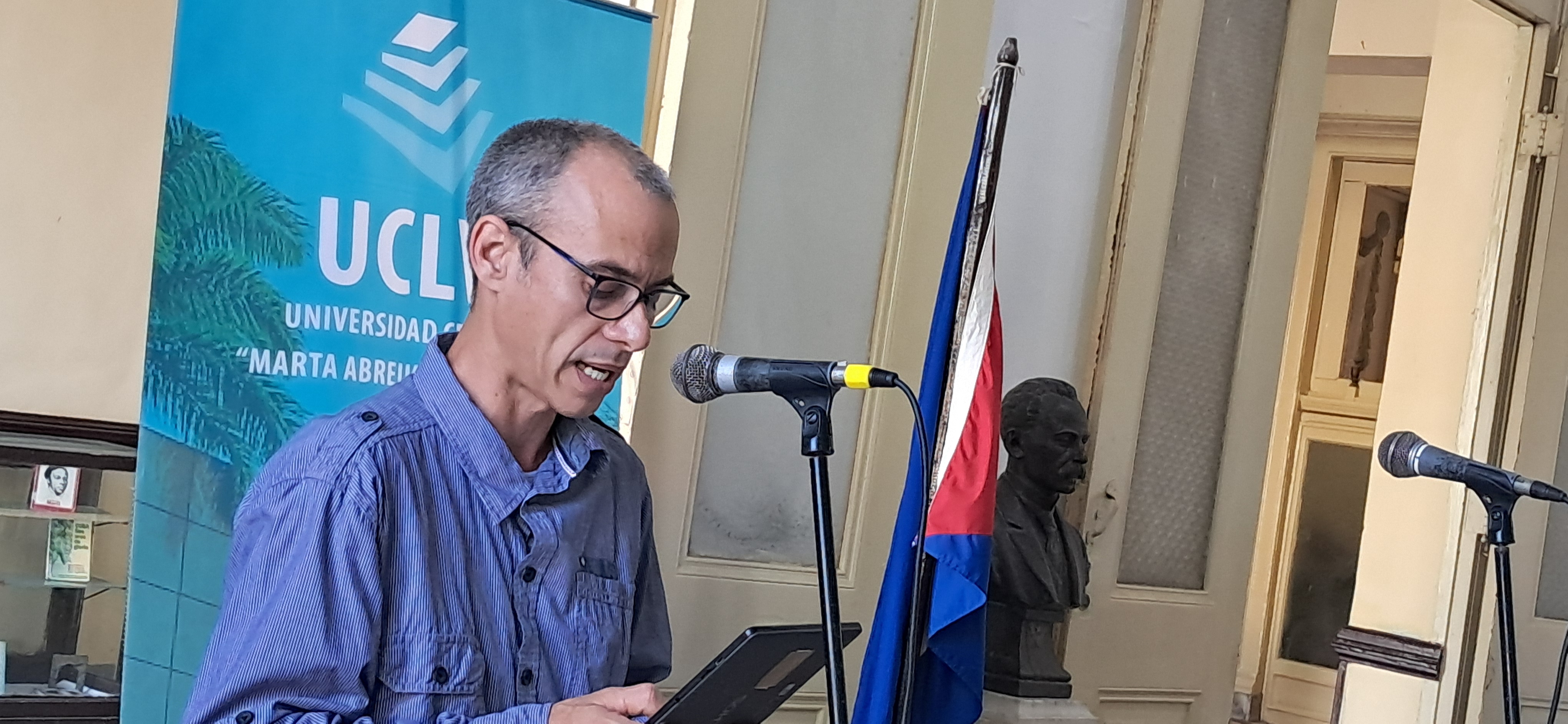 Destacan  impronta de la Biblioteca Chiqui Gómez Lubián a 67 años de su fundación con la presencia  de Fidel