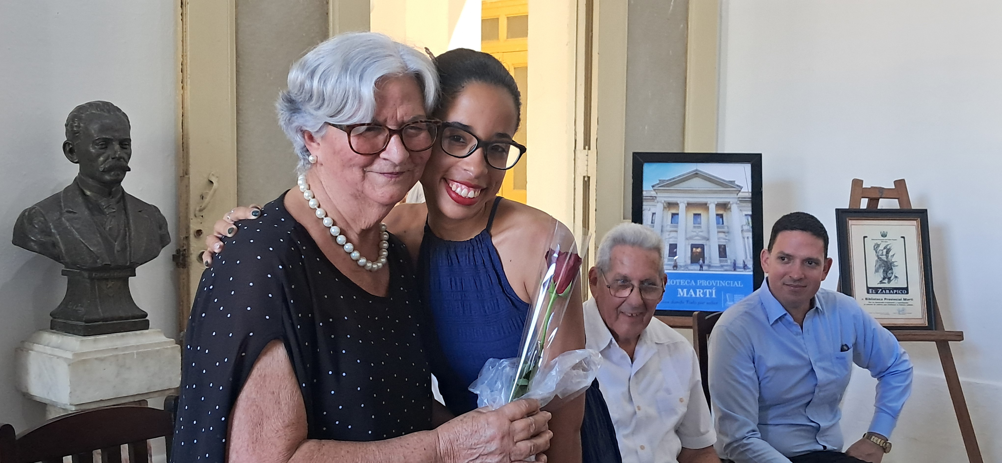 Otorgan categoría de Profesor Emérito de la Universidad Central a destacada pedagoga villaclareña