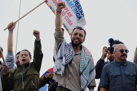 Llega a Cuba embarcación de Convoy “Nuestra América” con carga solidaria enviada desde México