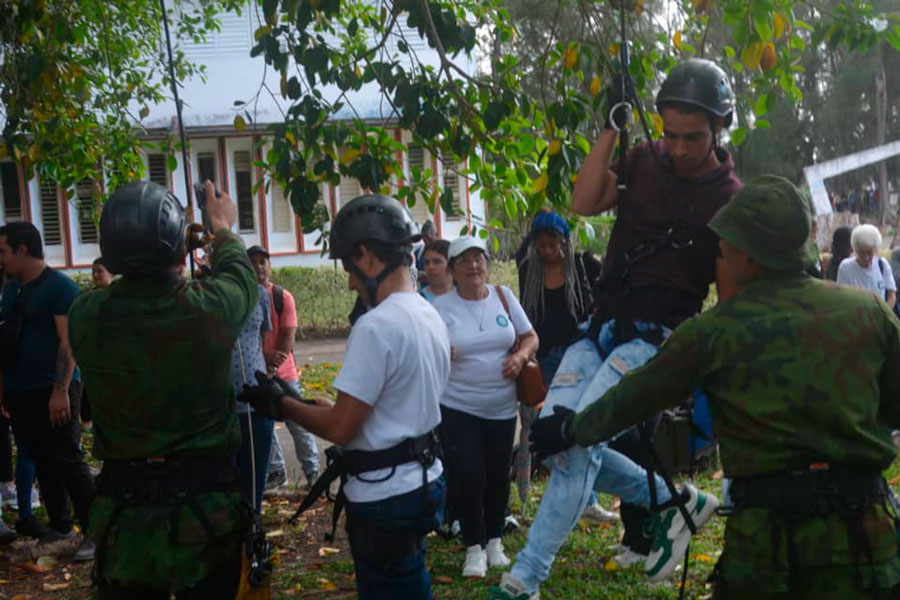 Bastión Estudiantil Universitario marca el Día Nacional de la Defensa en Villa Clara