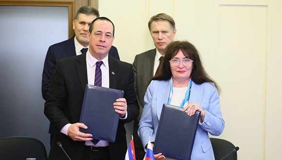 Cuba y Rusia fortalecen cooperación en salud con nuevos acuerdos