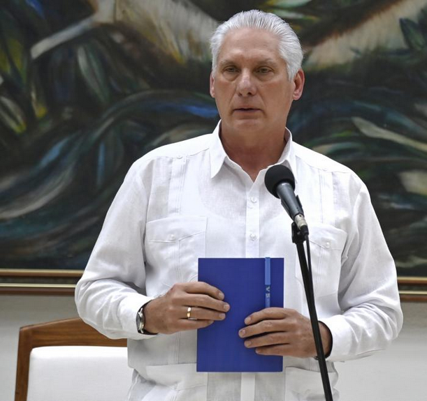 Díaz-Canel a trabajadores excepcionales: «Ustedes son inspiración»