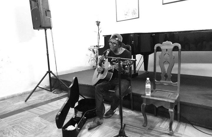 Raúl Torres en concierto desde Santa Clara