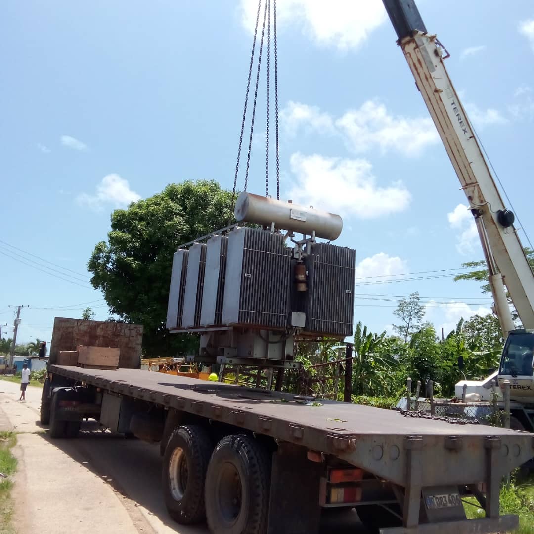 Remedios fortalece su sistema eléctrico con cambio de transformador en subestación de 4 kV