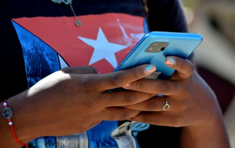 Ministerio de Comunicaciones desmiente falsa noticia sobre restricciones de acceso a internet 