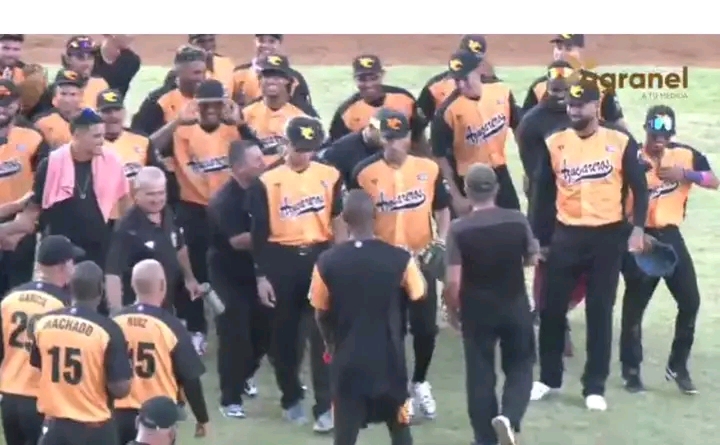 Debuta con victoria Villa Clara en la Serie Nacional de Béisbol
