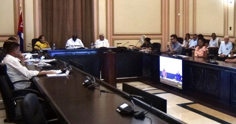 Consejo de Estado aprueba dos nuevos decretos leyes y evalúa transformaciones económicas y sociales