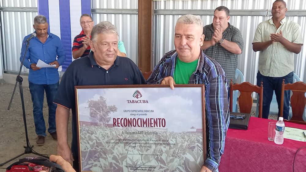 Villa Clara: Empresa tabacalera La Estrella, la mejor de su tipo en el país
