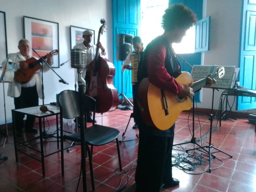 Homenaje a Anet Carranza cierra primera edición del evento "Toda la música"