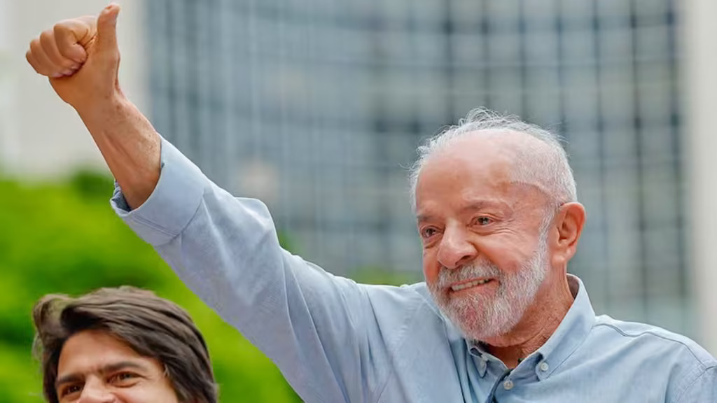 Lula cierra campaña con actos en Río de Janeiro y Sao Paulo