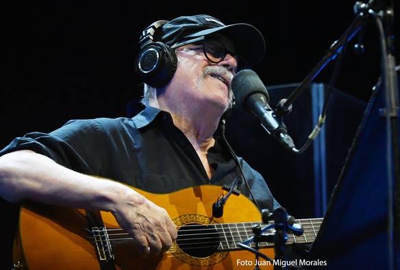 Silvio Rodríguez enternece al Liceu de Barcelona