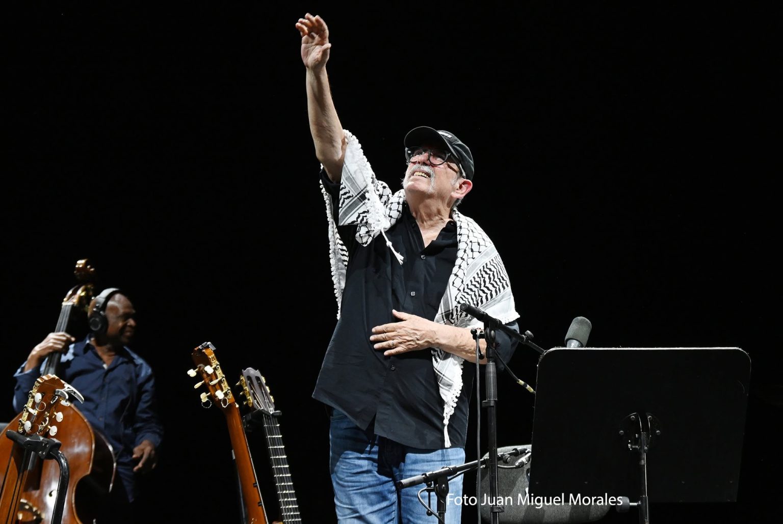 Silvio Rodríguez enternece al Liceu de Barcelona