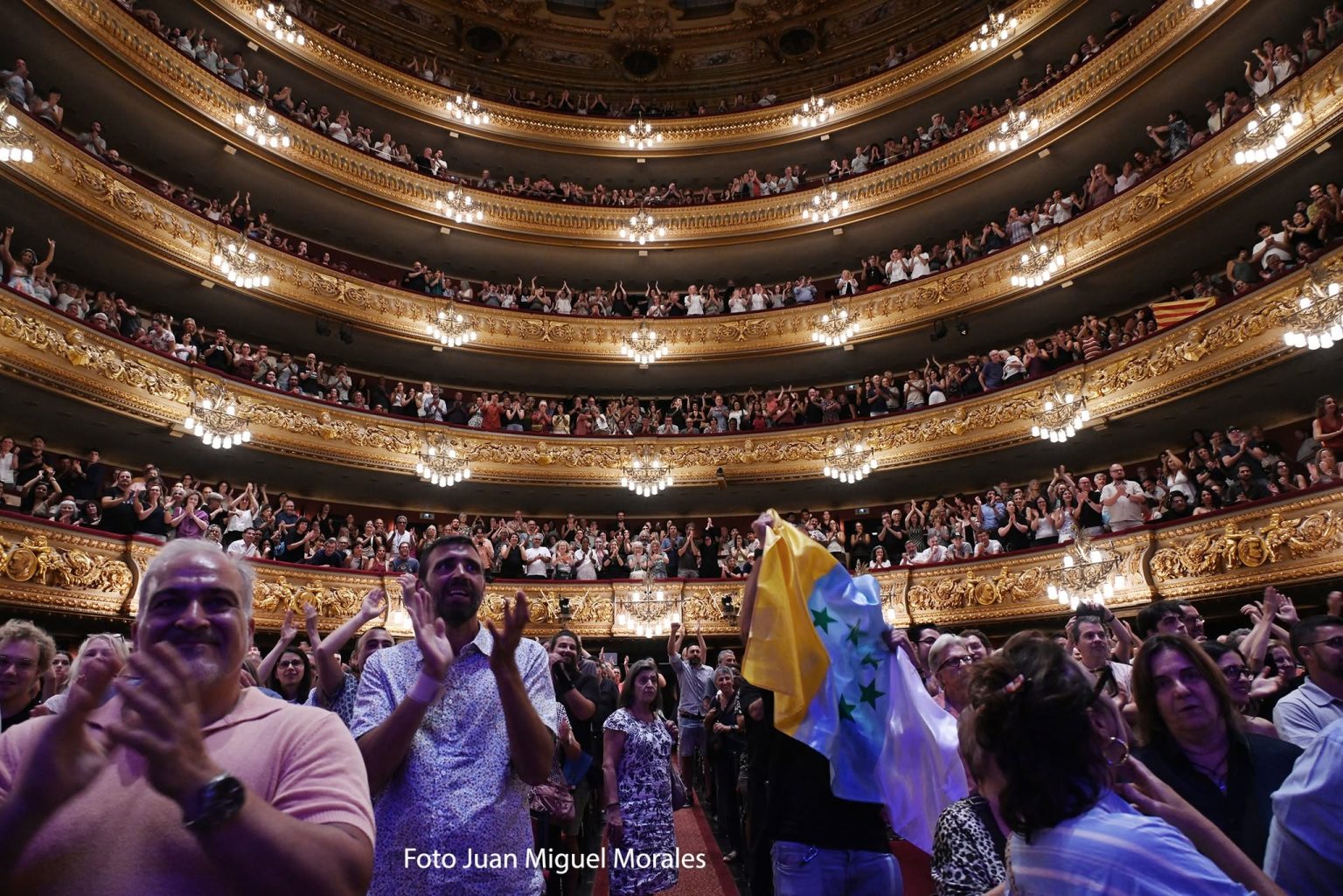 Silvio Rodríguez enternece al Liceu de Barcelona