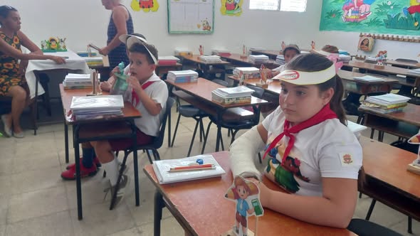 Constatan parlamentarios cubanos implementación de transformaciones económicas y sociales en Villa Clara