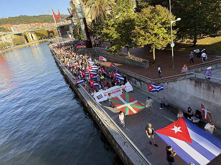 Cuba sin bloqueo, demandan miles en Bilbao