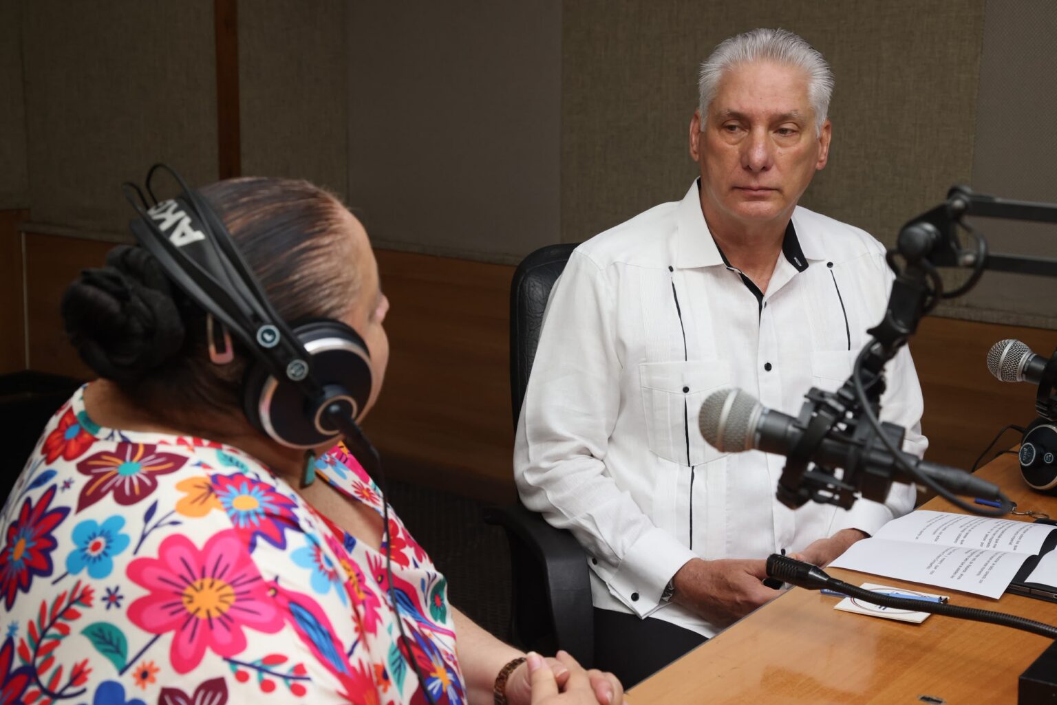 Anuncia Díaz-Canel nuevo programa radial “Criterio Compartido”