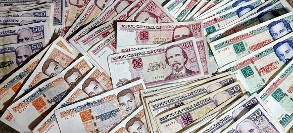 Cuba proyecta cambios en el sistema bancario para ampliar servicios, créditos y canales digitales