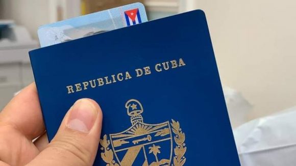 MININT: No hay aumento del precio del pasaporte corriente cubano solicitado en el país